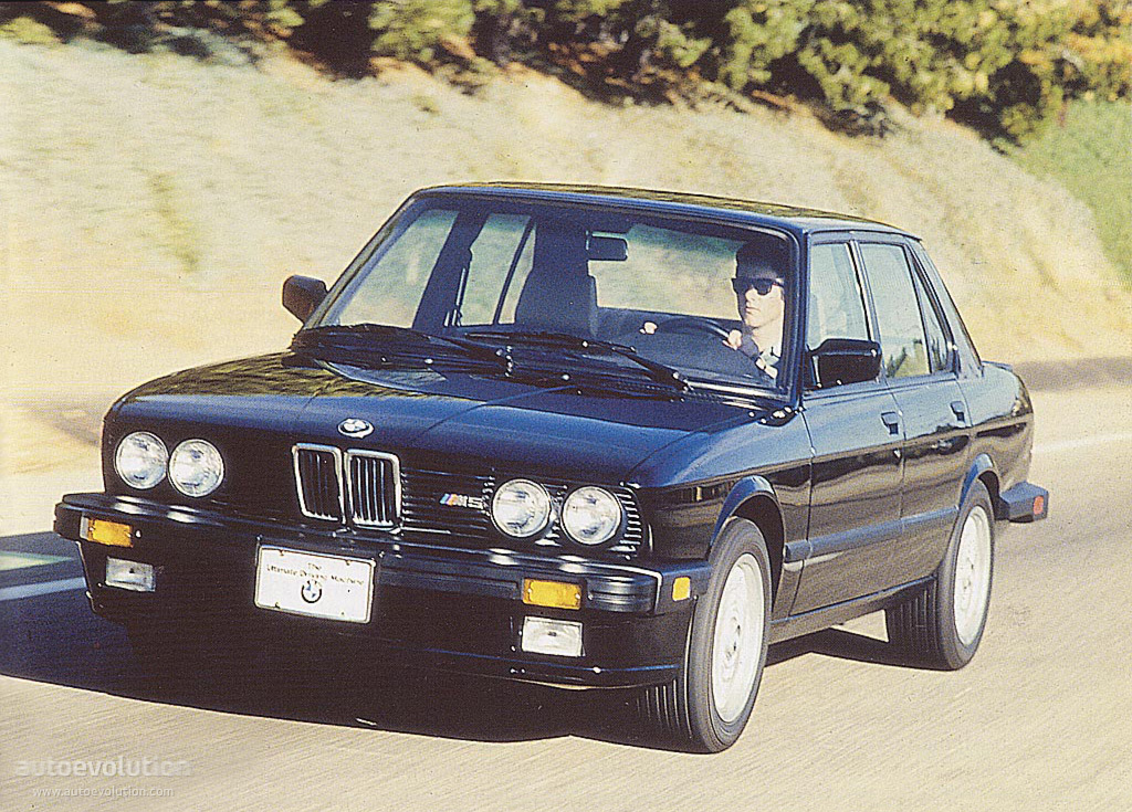 Bmw M5 photo 3