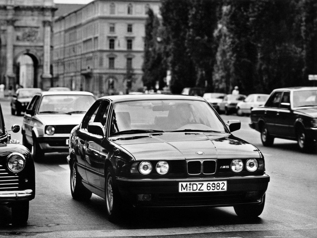 Bmw M5 photo 12