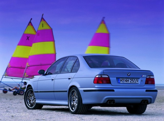 Bmw M5 photo 4