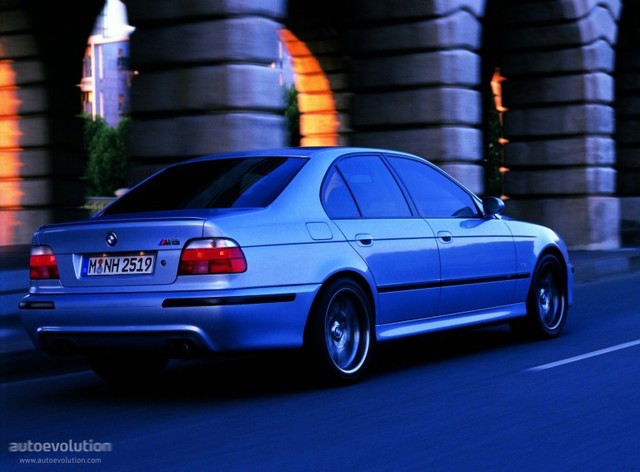 Bmw M5 photo 5