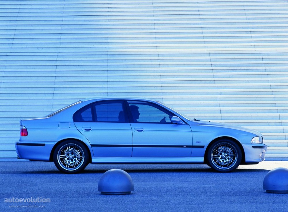 Bmw M5 photo 7