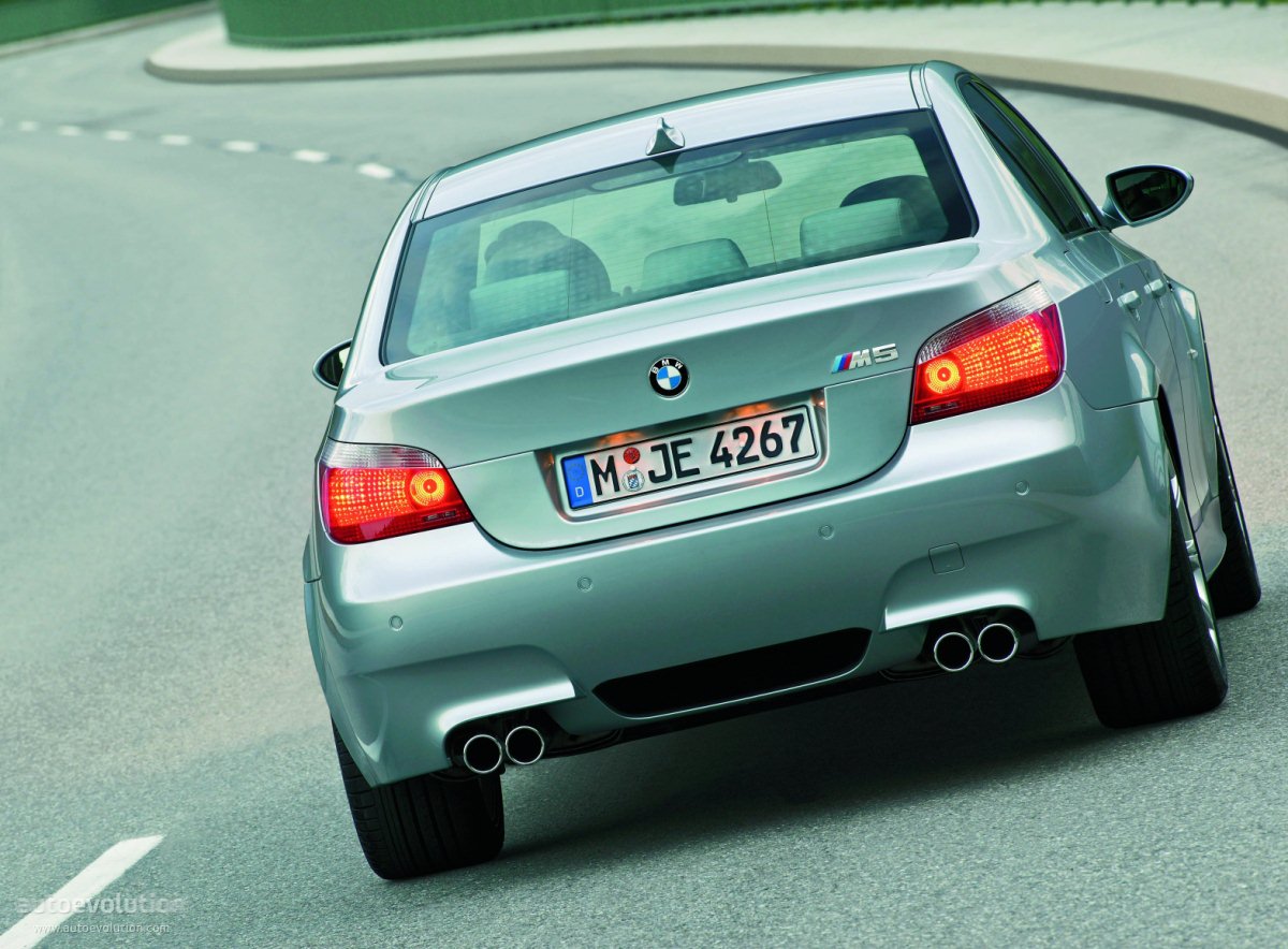 Bmw M5 photo 2