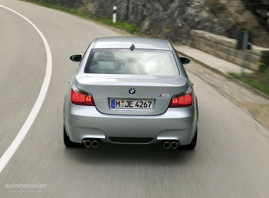 Bmw M5 photo 4