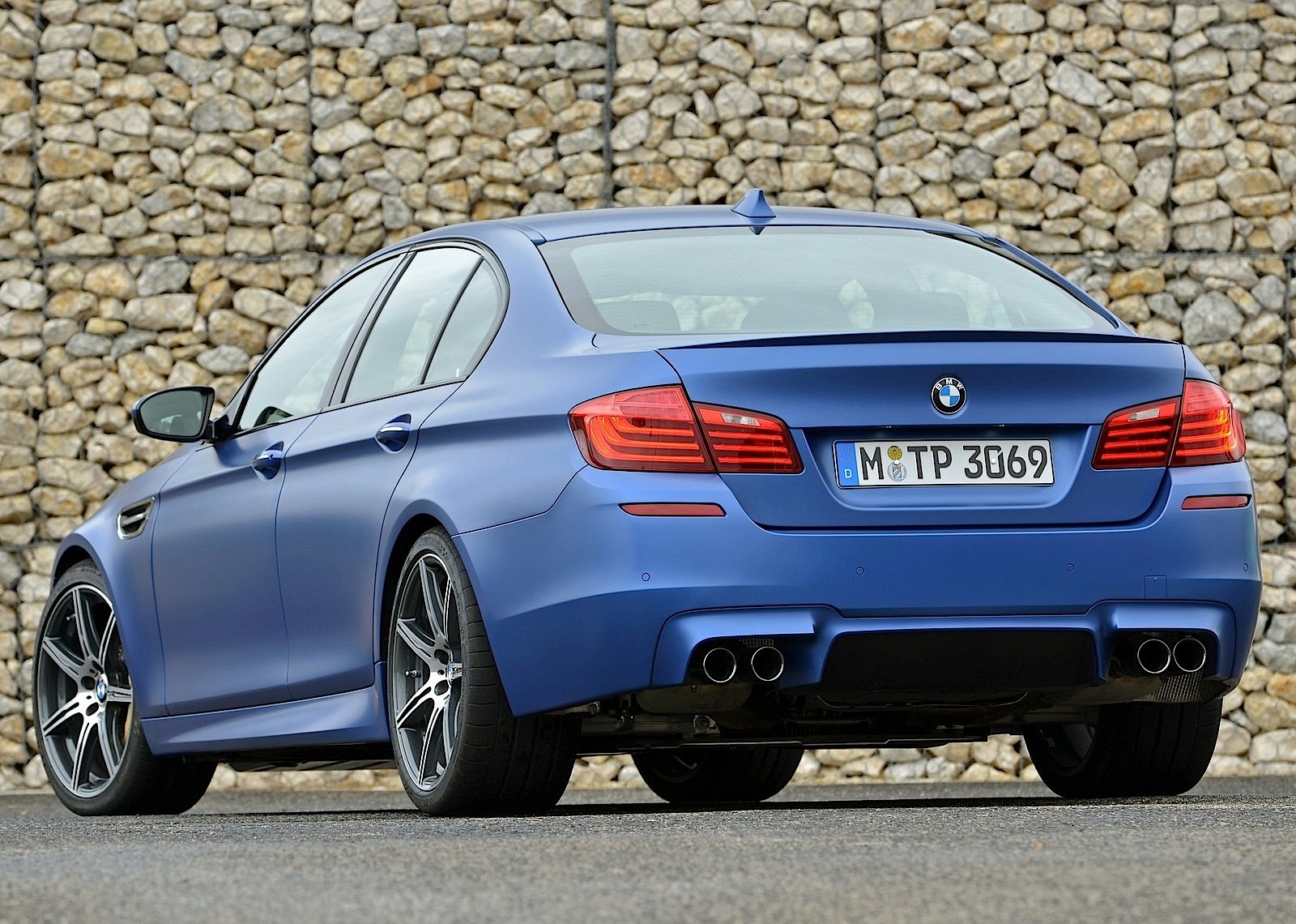 Bmw M5 photo 9