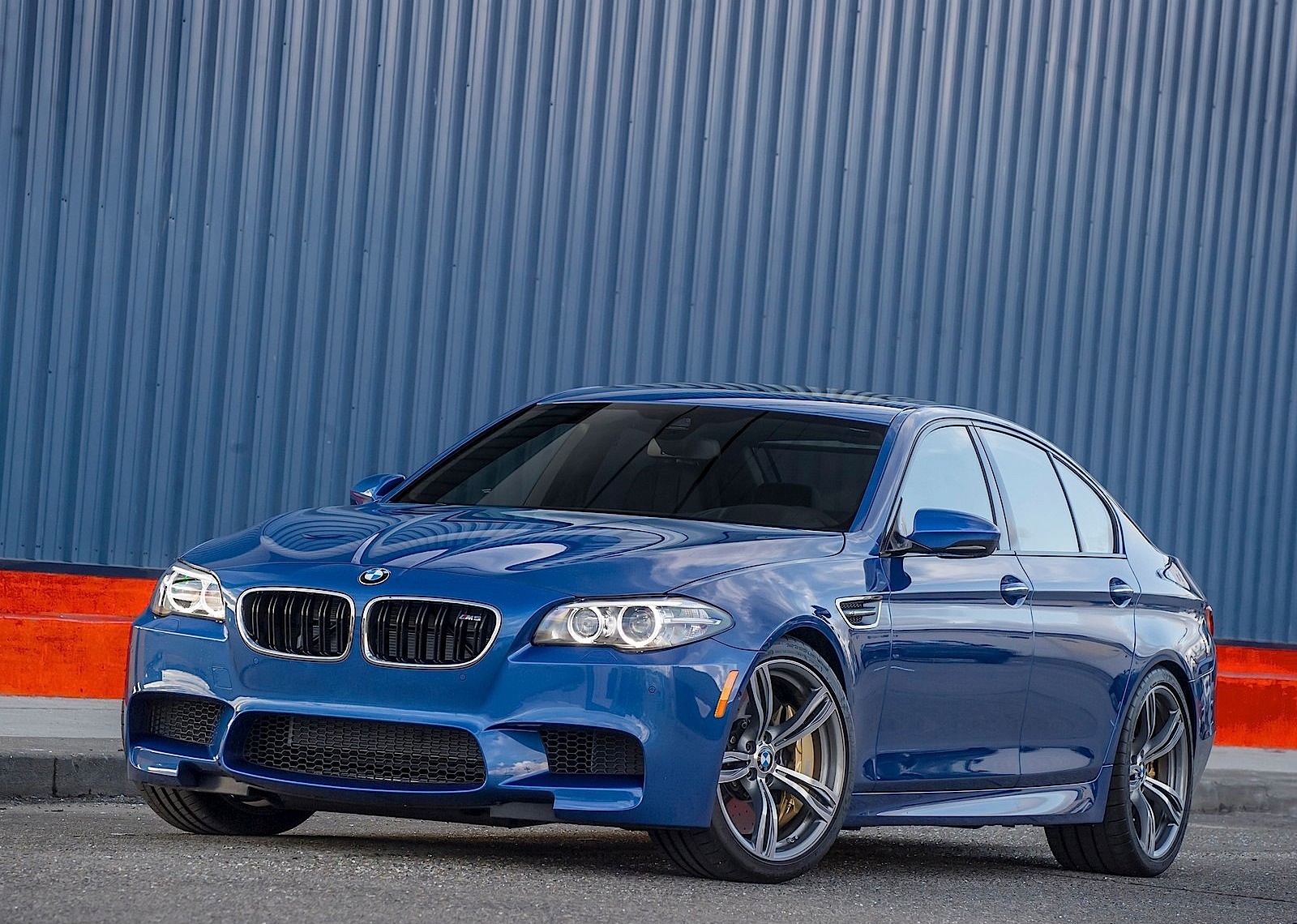 Bmw M5 photo 12