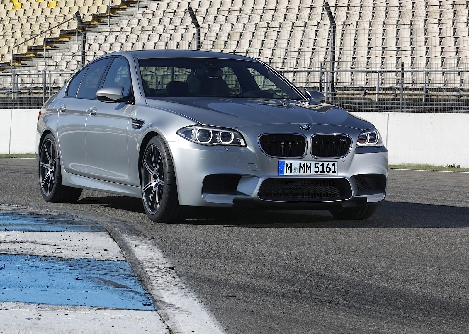 Bmw M5 photo 23
