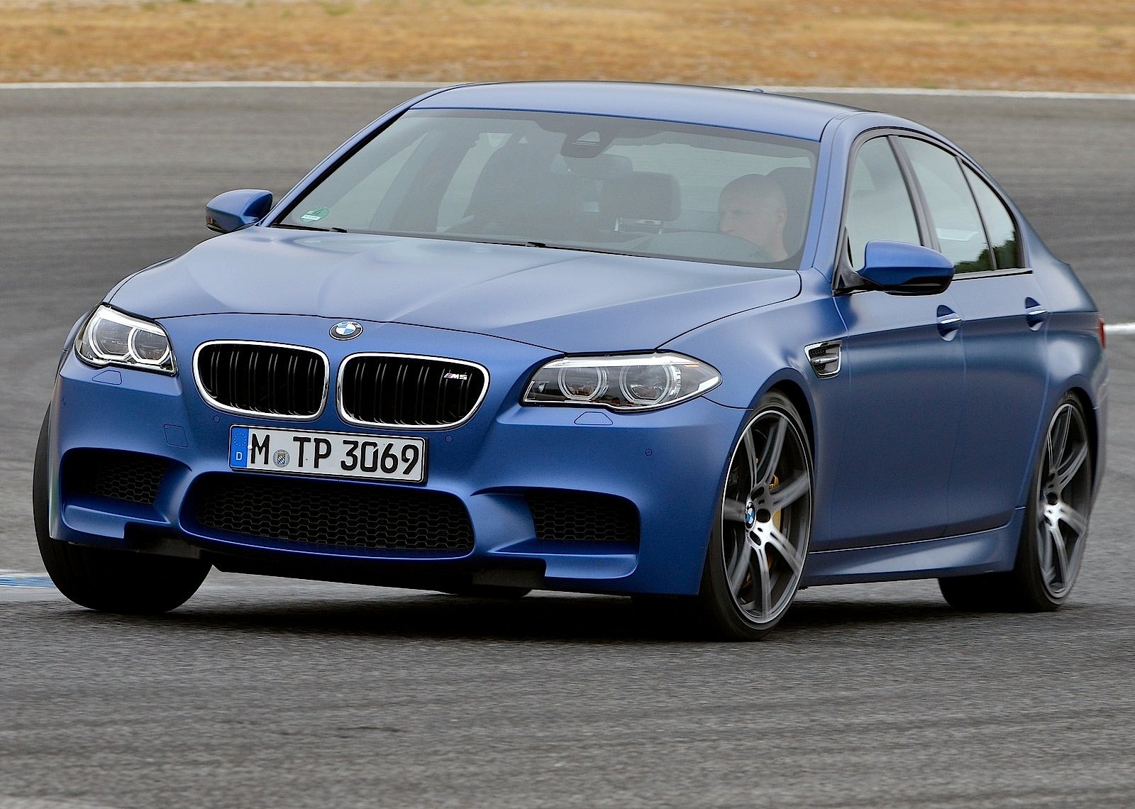 Bmw M5 photo 26