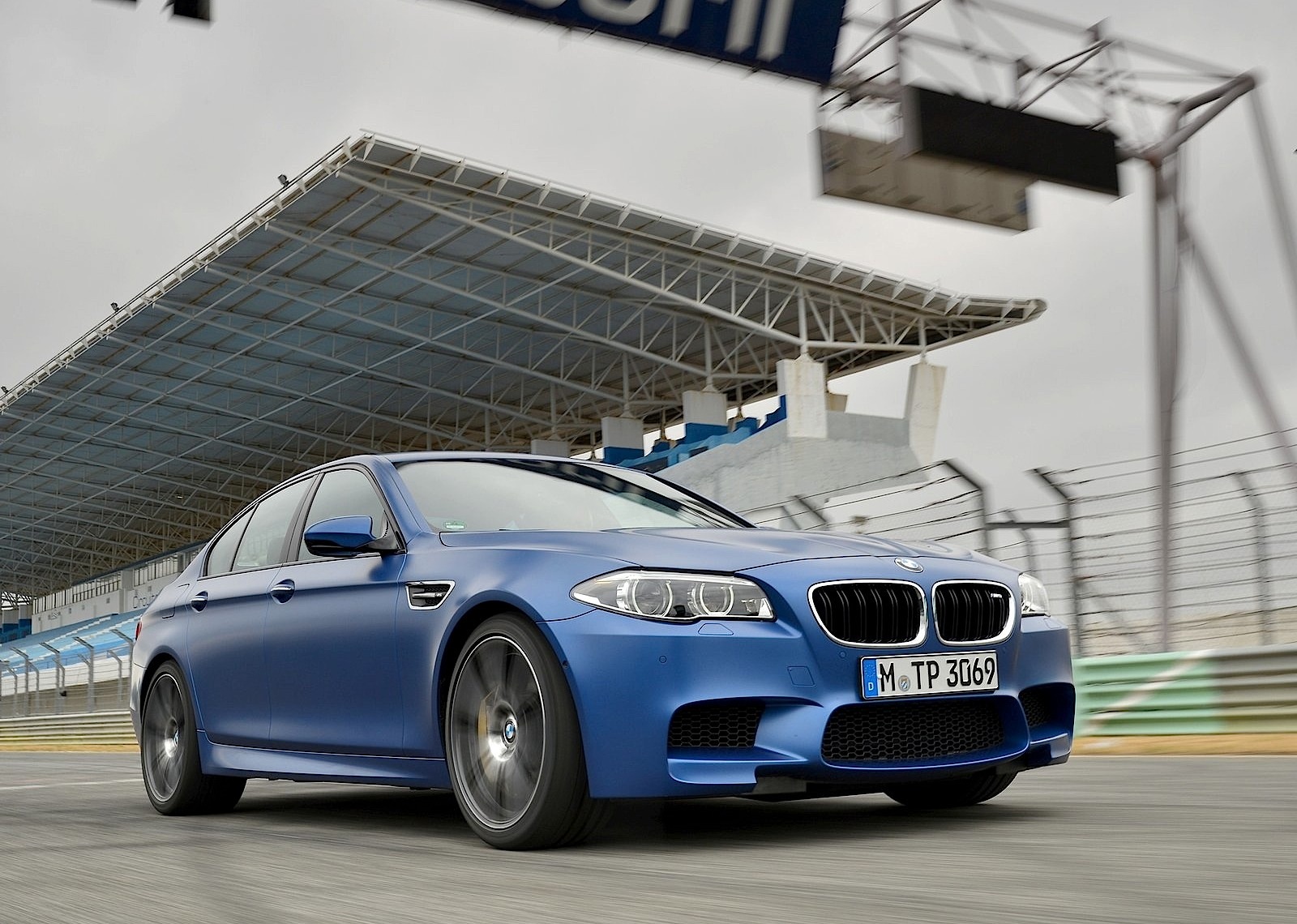 Bmw M5 photo 28