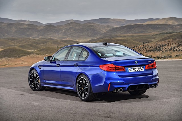 Bmw M5 photo 7