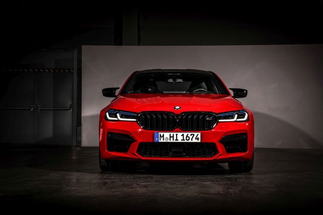 Bmw M5 foto 1