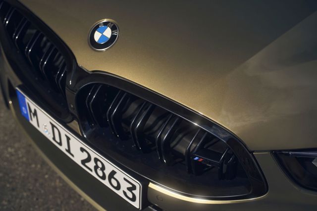 Bmw M8 Convertible photo 12