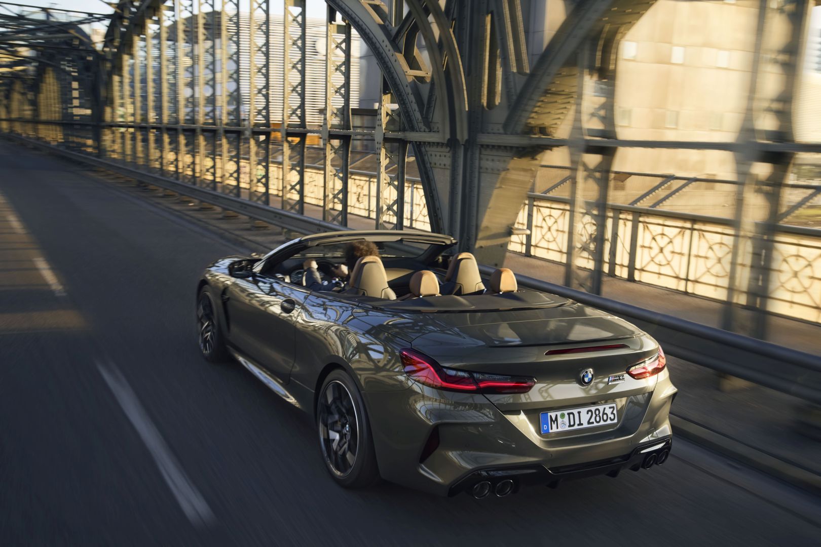 Bmw M8 Convertible photo 21