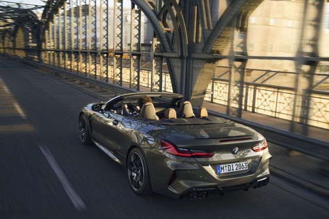 Bmw M8 Convertible photo 21