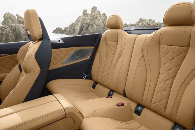 Bmw M8 Convertible foto 43