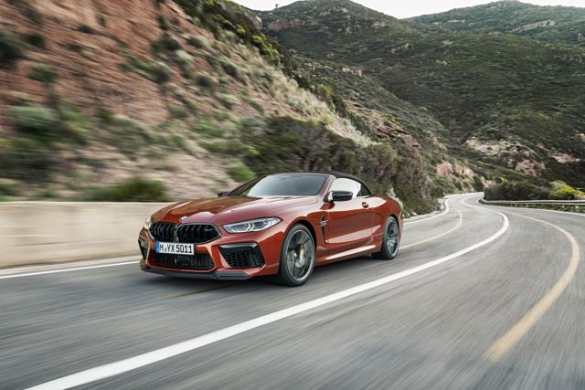 Bmw M8 Convertible foto 1