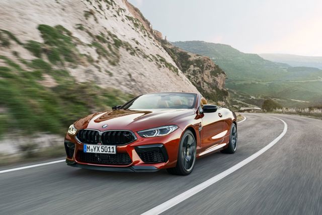 Bmw M8 Convertible foto 2