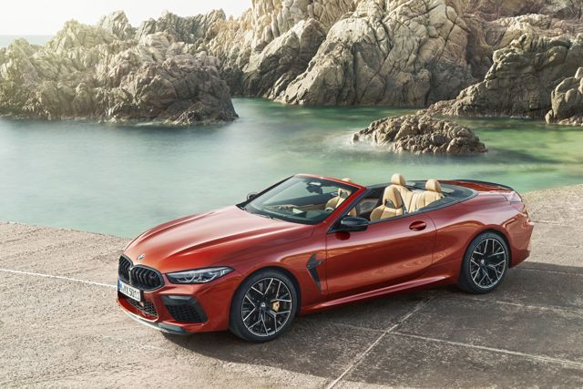 Bmw M8 Convertible foto 11