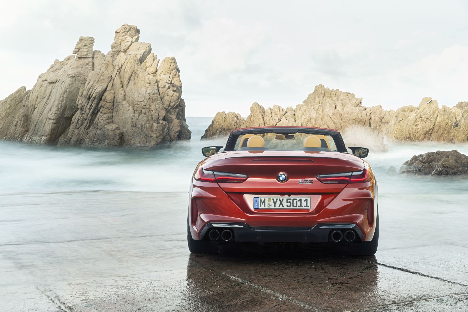 Bmw M8 Convertible photo 12