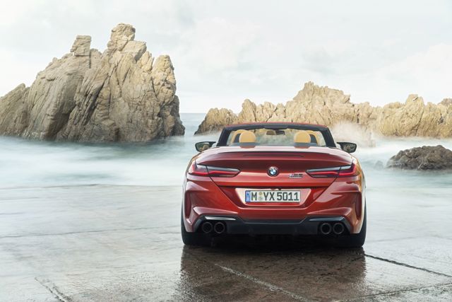 Bmw M8 Convertible foto 12