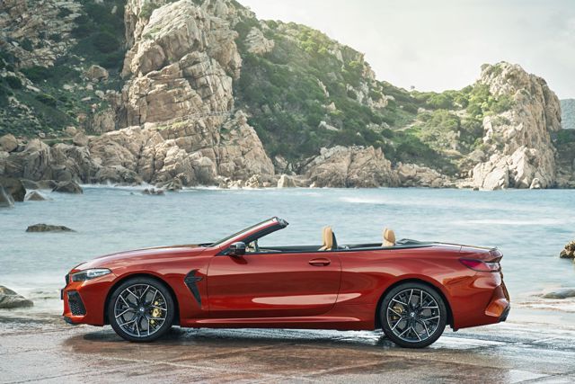Bmw M8 Convertible foto 18