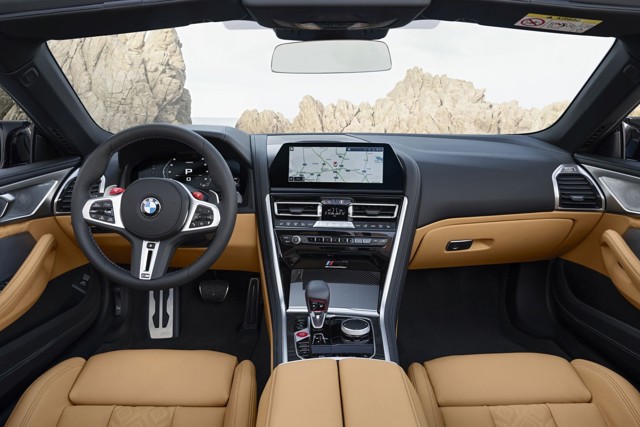 Bmw M8 Convertible foto 35