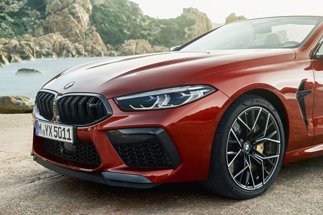 Bmw M8 Convertible foto 26