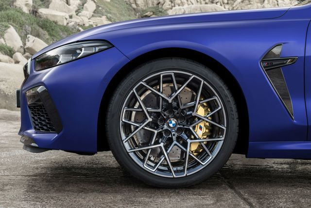Bmw M8 Coupe photo 4