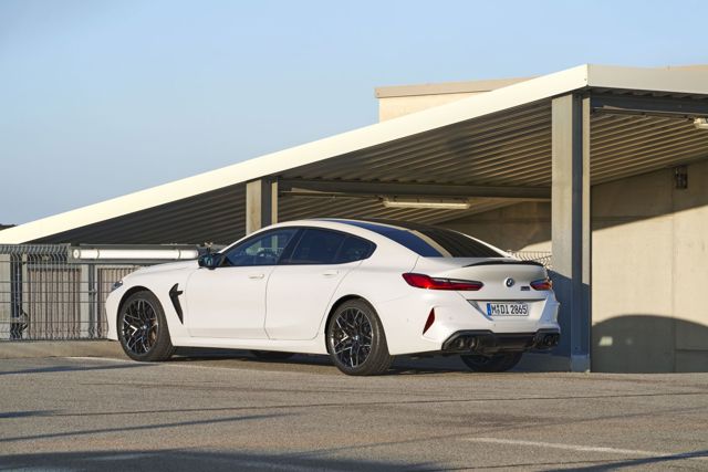 Bmw M8 Gran Coupe Foto 3