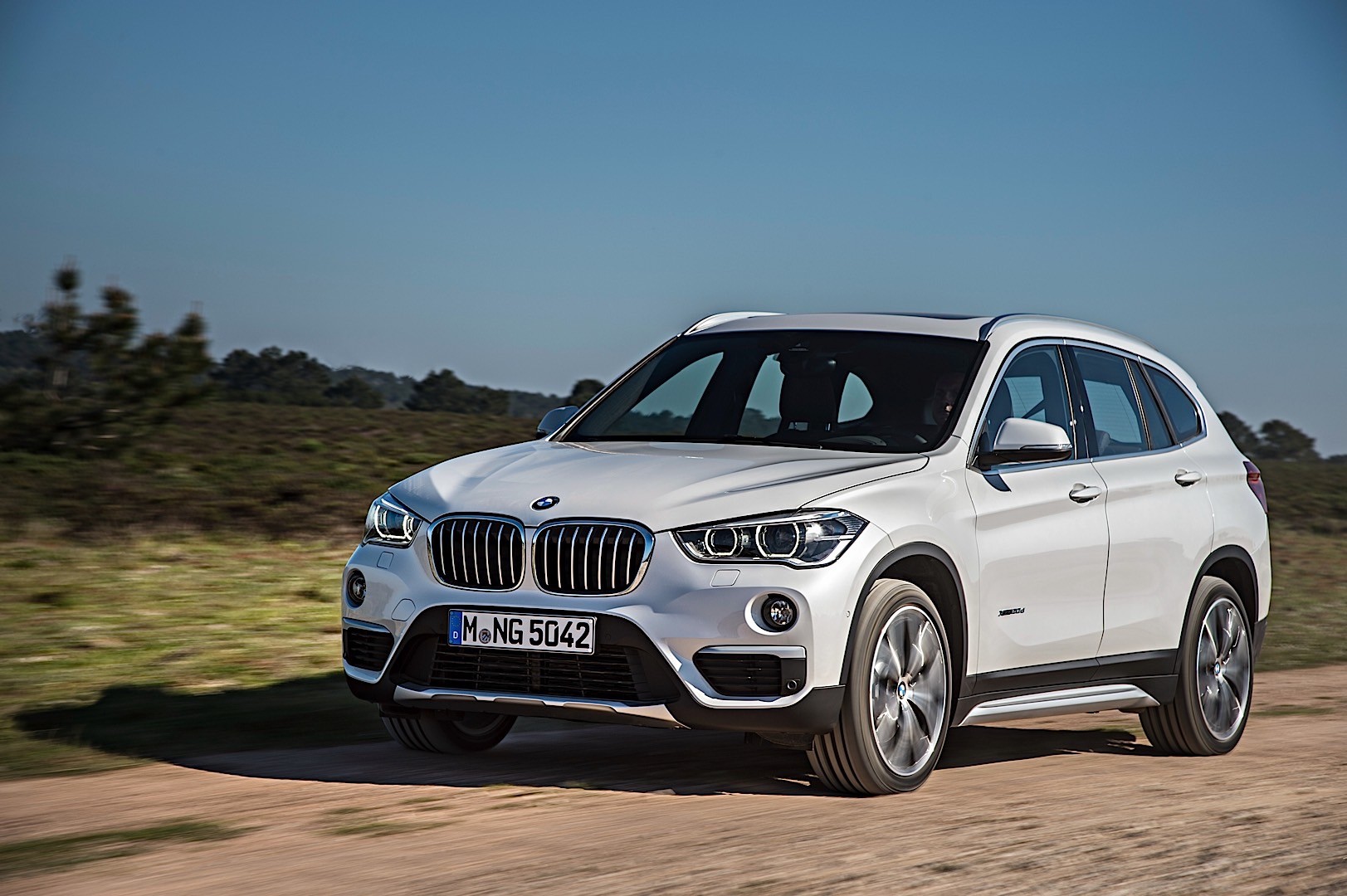 Bmw X1 photo 12