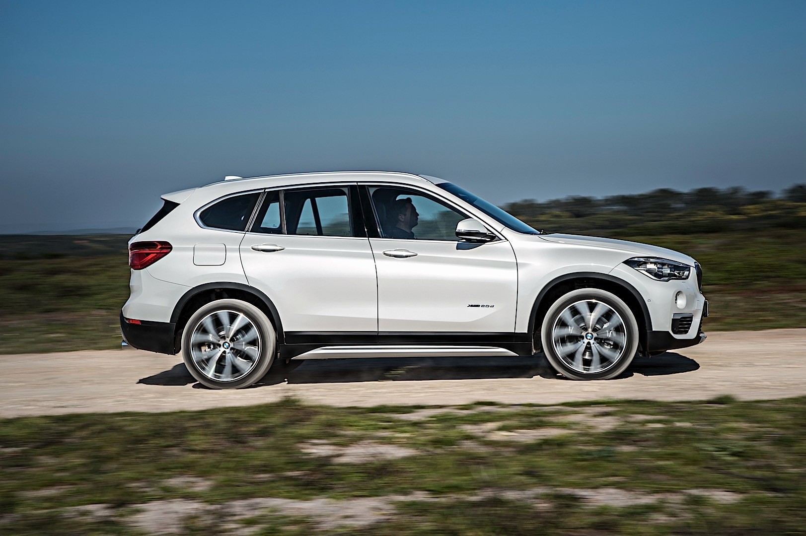 Bmw X1 photo 14