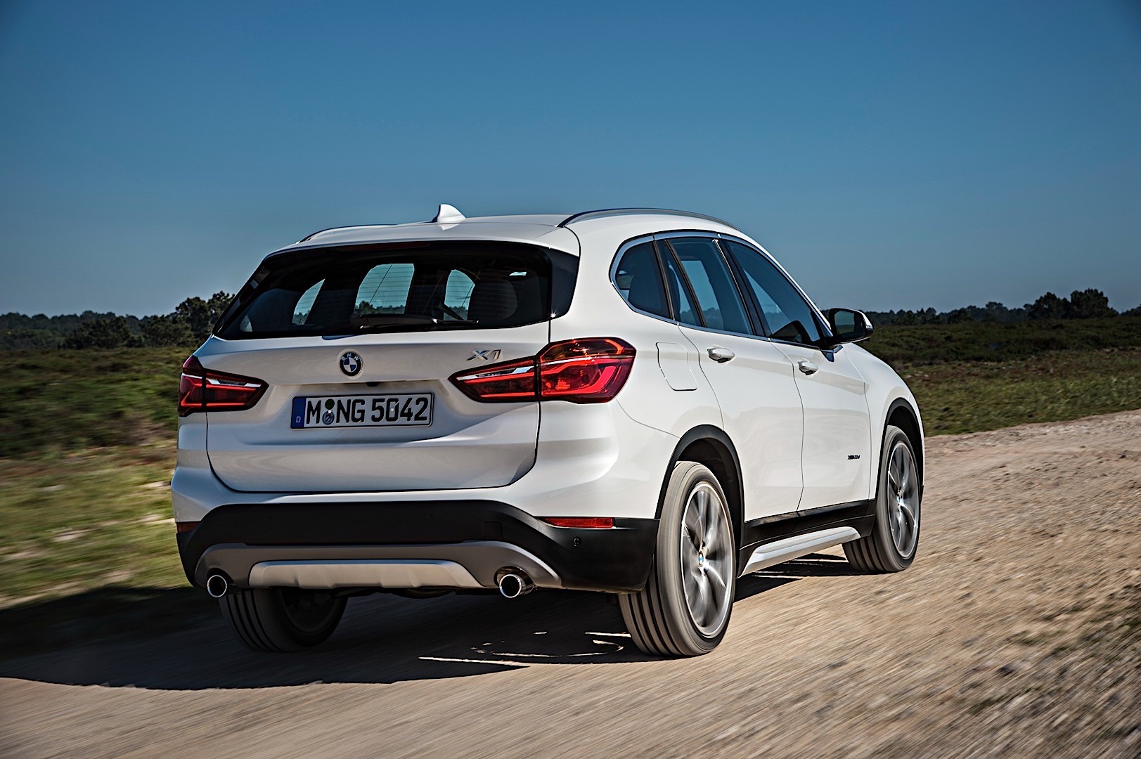 Bmw X1 photo 16