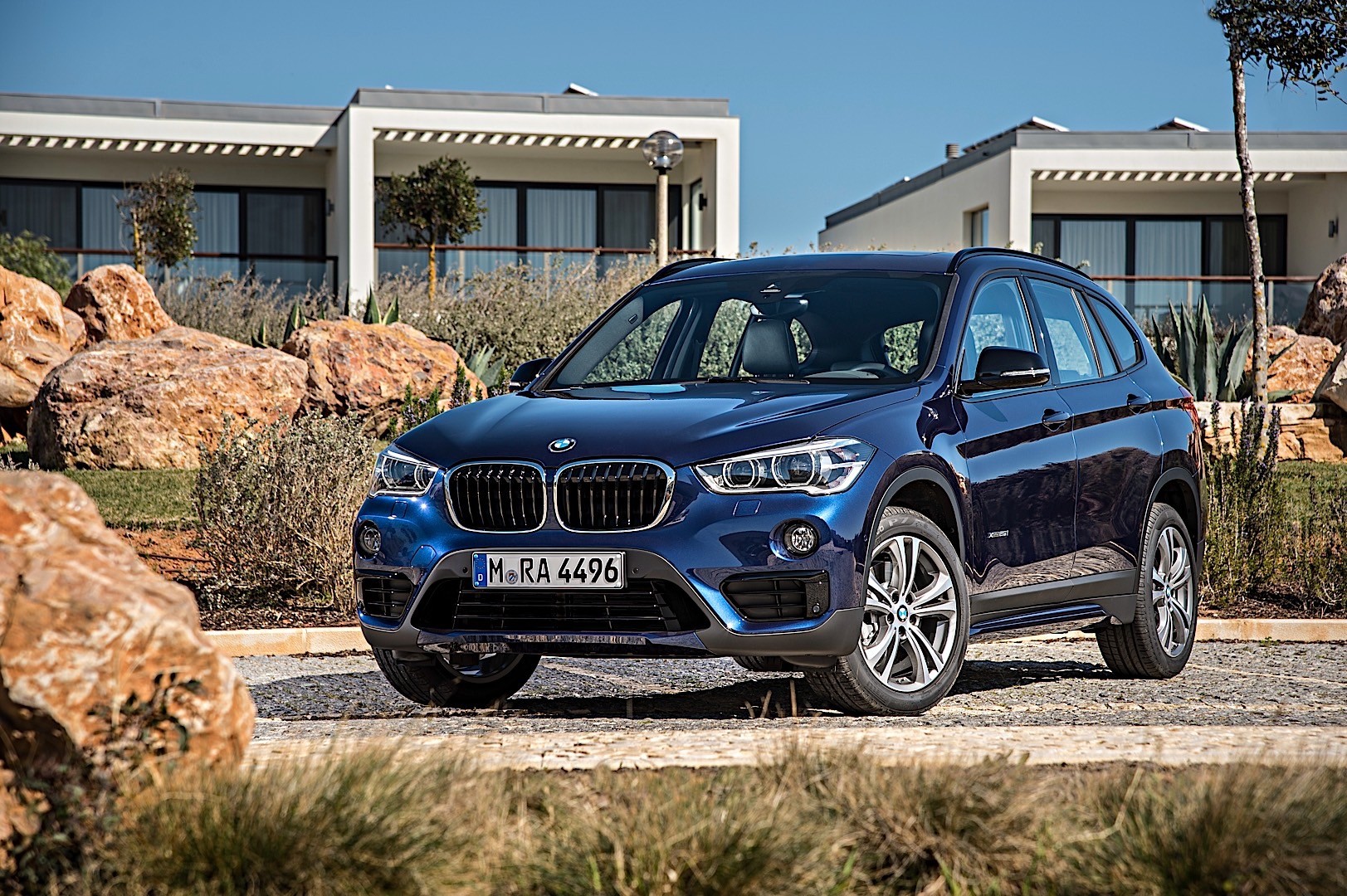 Bmw X1 photo 17