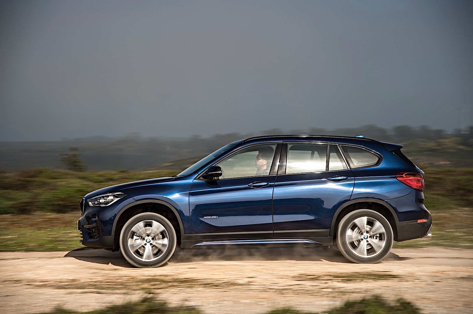Bmw X1 photo 18