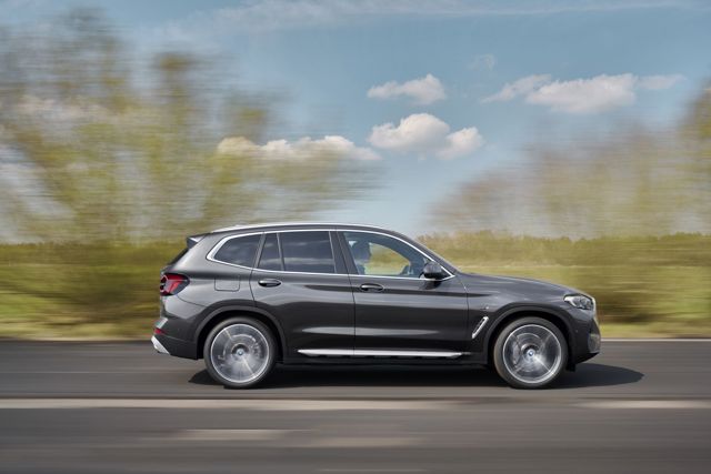 Bmw X3 photo 2