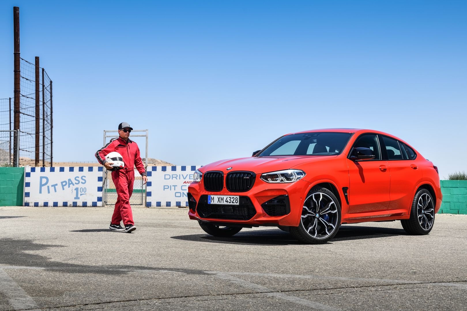 Bmw X4 M photo 22