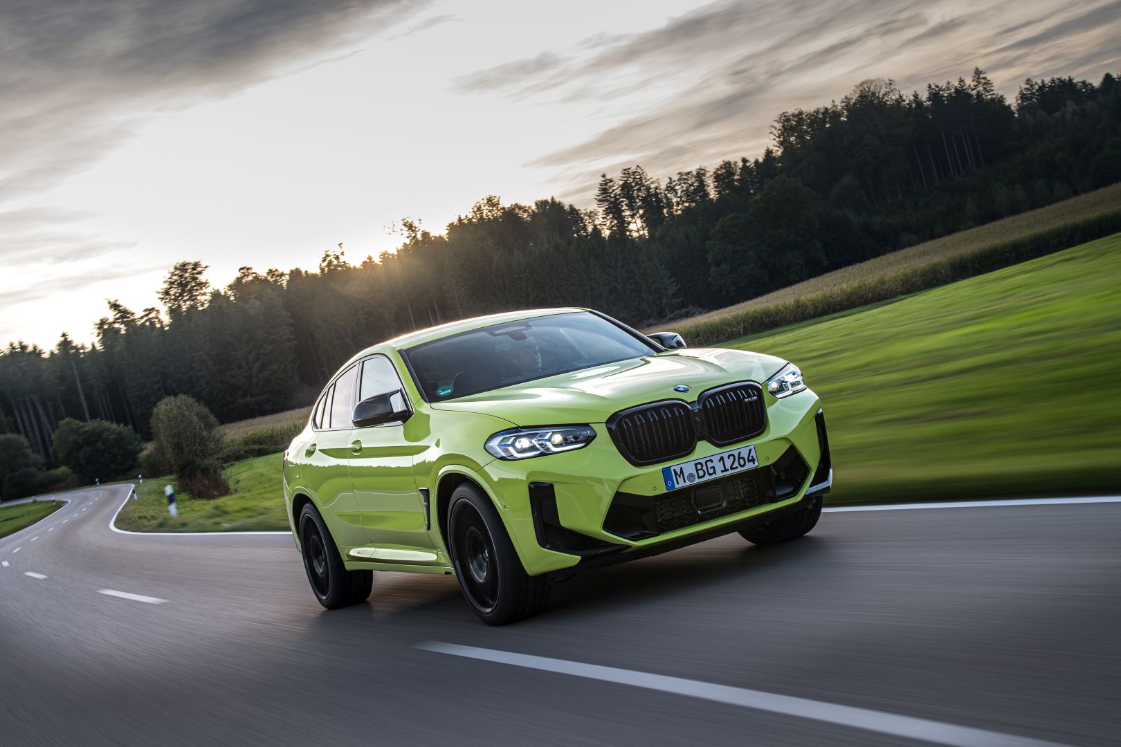 Bmw X4 M photo 49