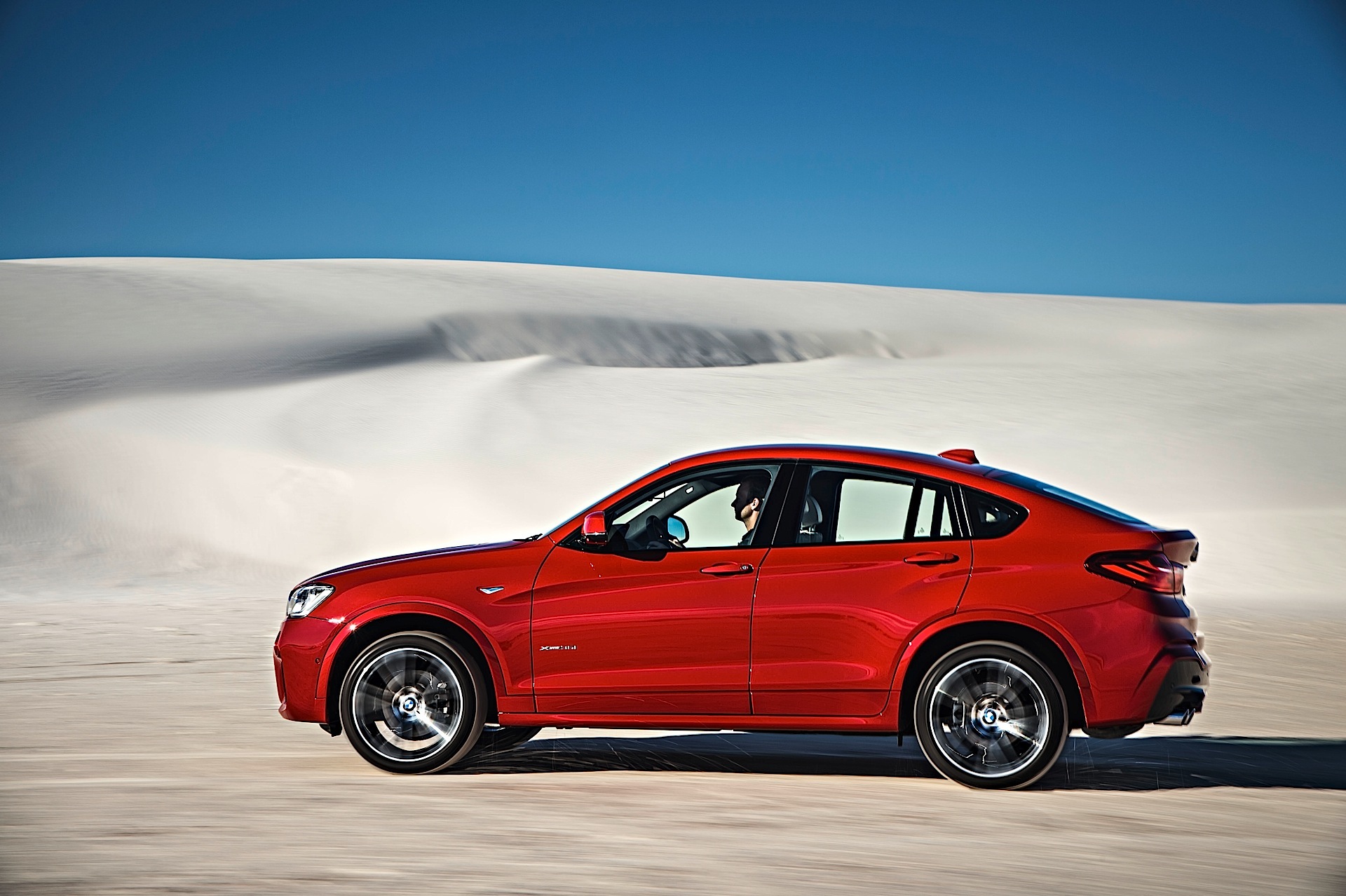 Bmw X4 photo 32