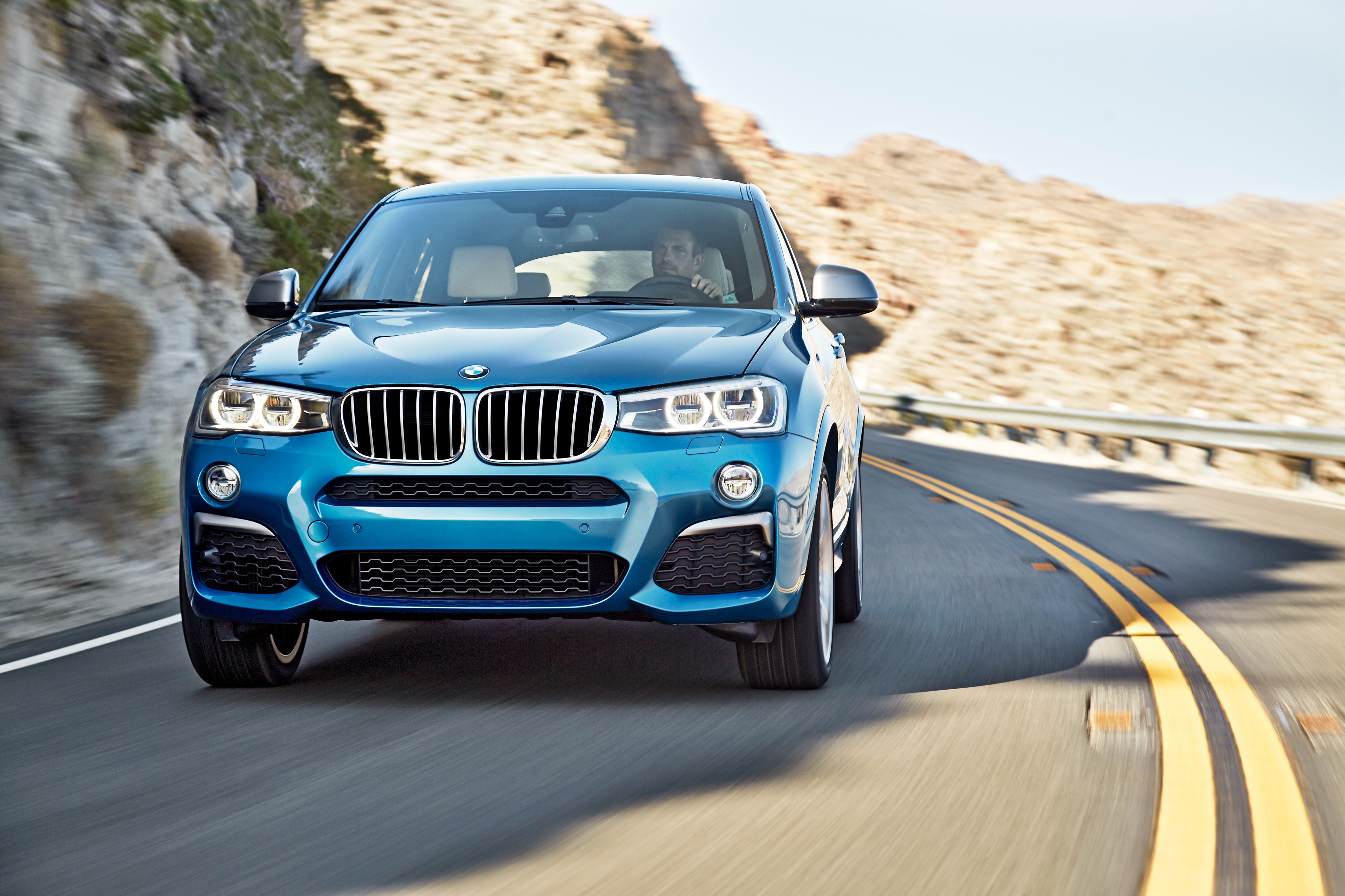 Bmw X4 photo 43