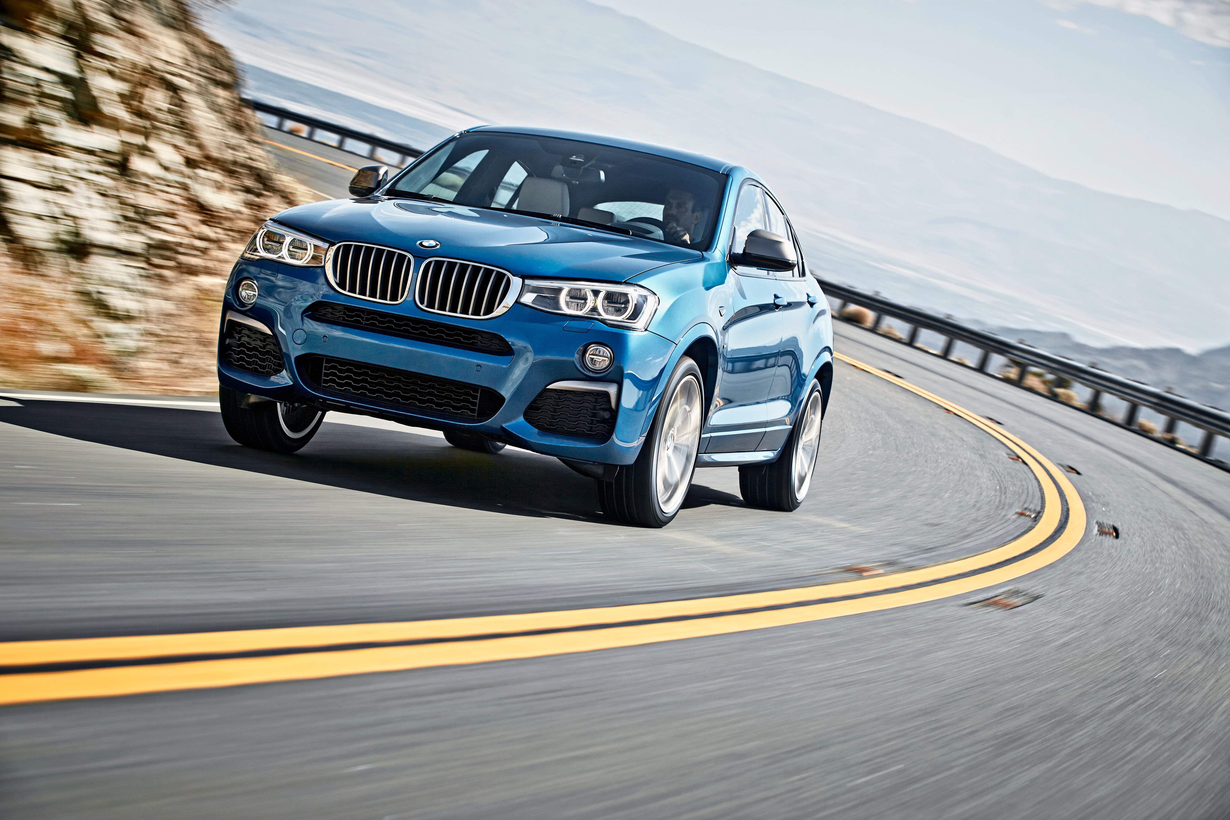 Bmw X4 photo 68