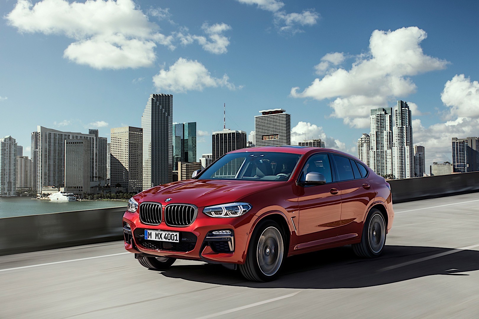 Bmw X4 photo 11