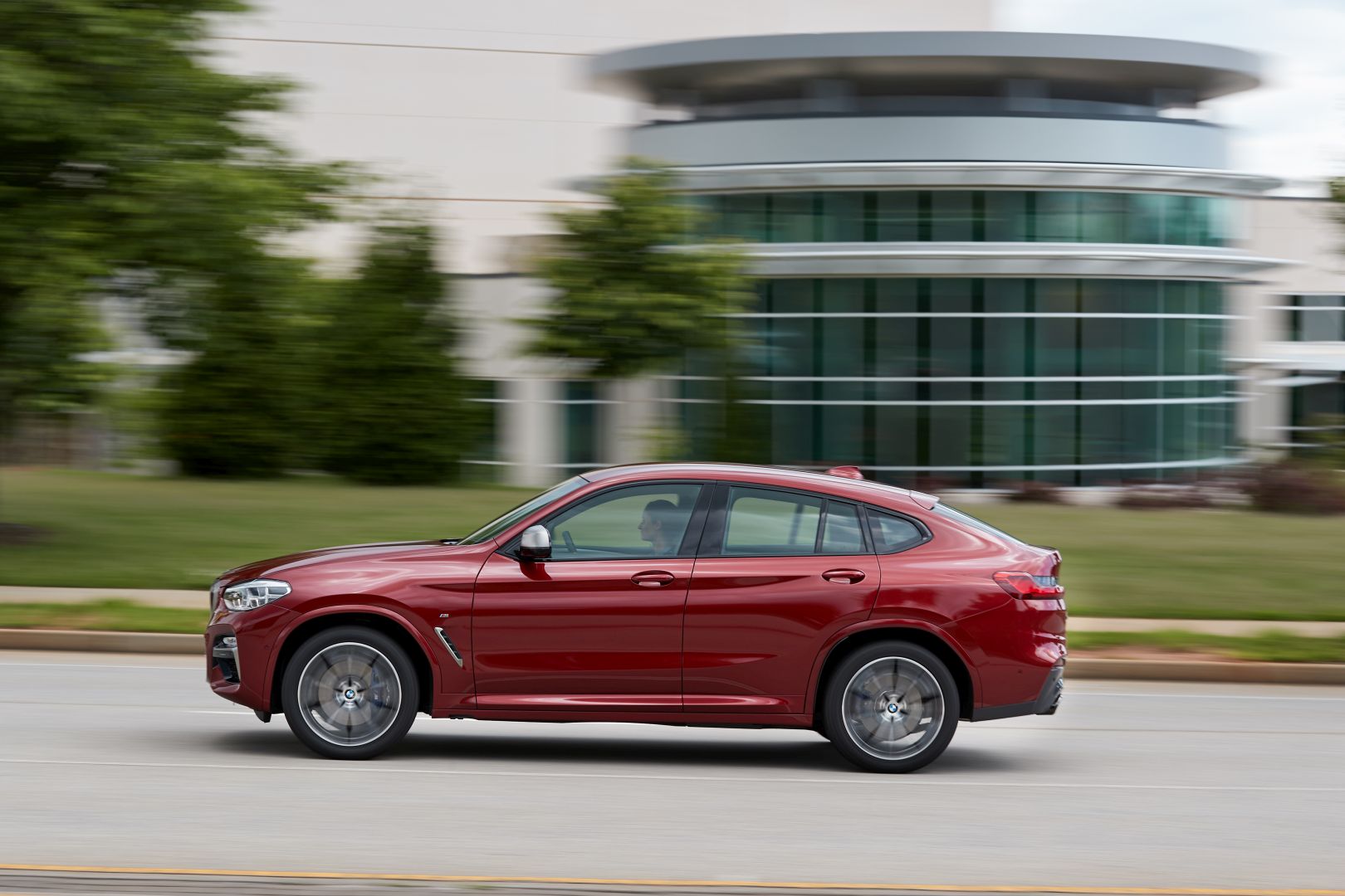 Bmw X4 photo 101