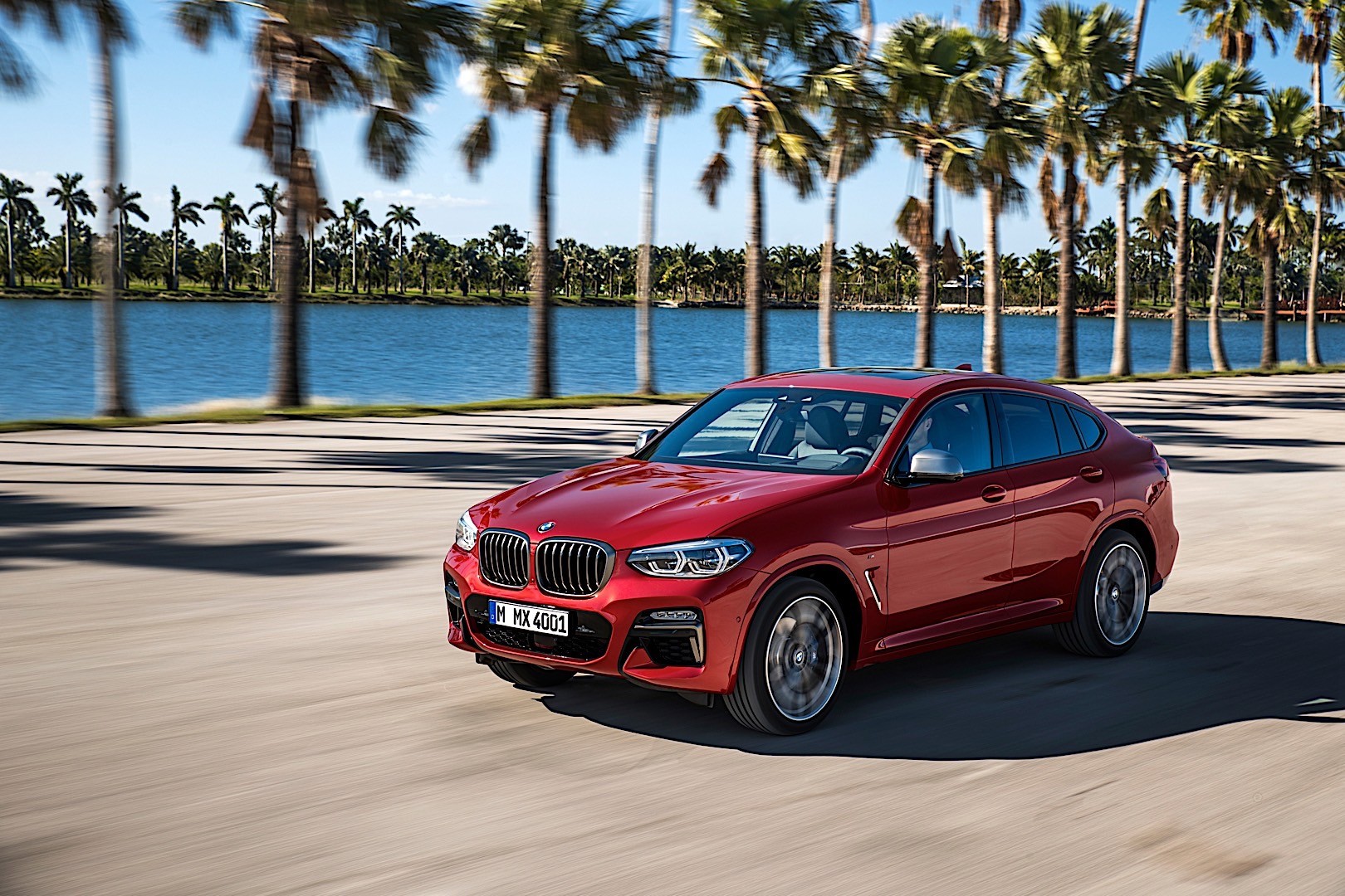 Bmw X4 photo 28