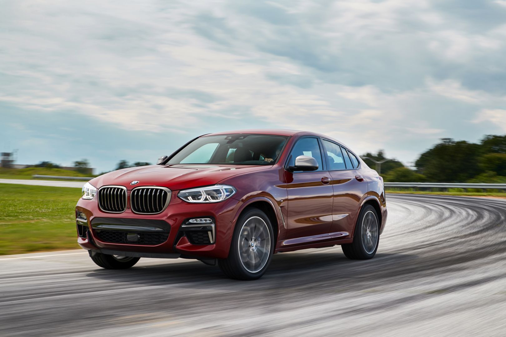Bmw X4 photo 34
