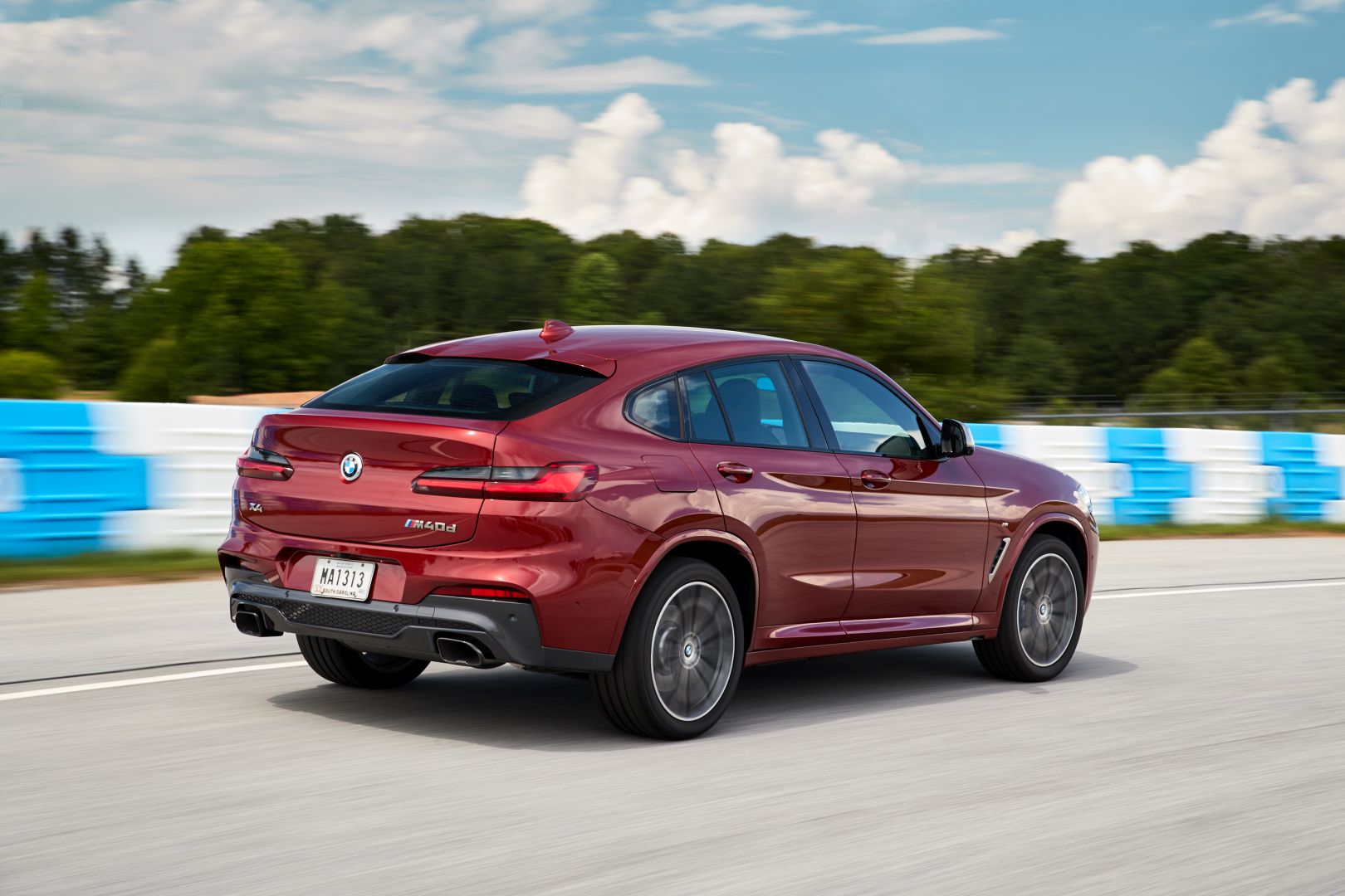Bmw X4 photo 38
