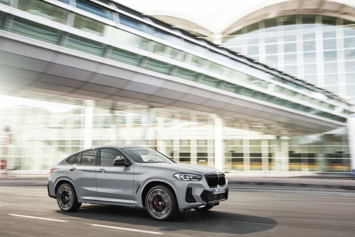 Bmw BMW X4 M40i xDrive 8AT (382 HP) (US)