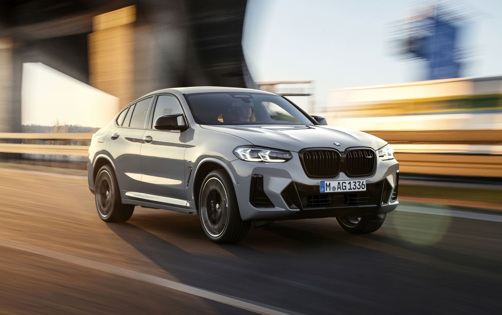 Bmw X4 photo 11