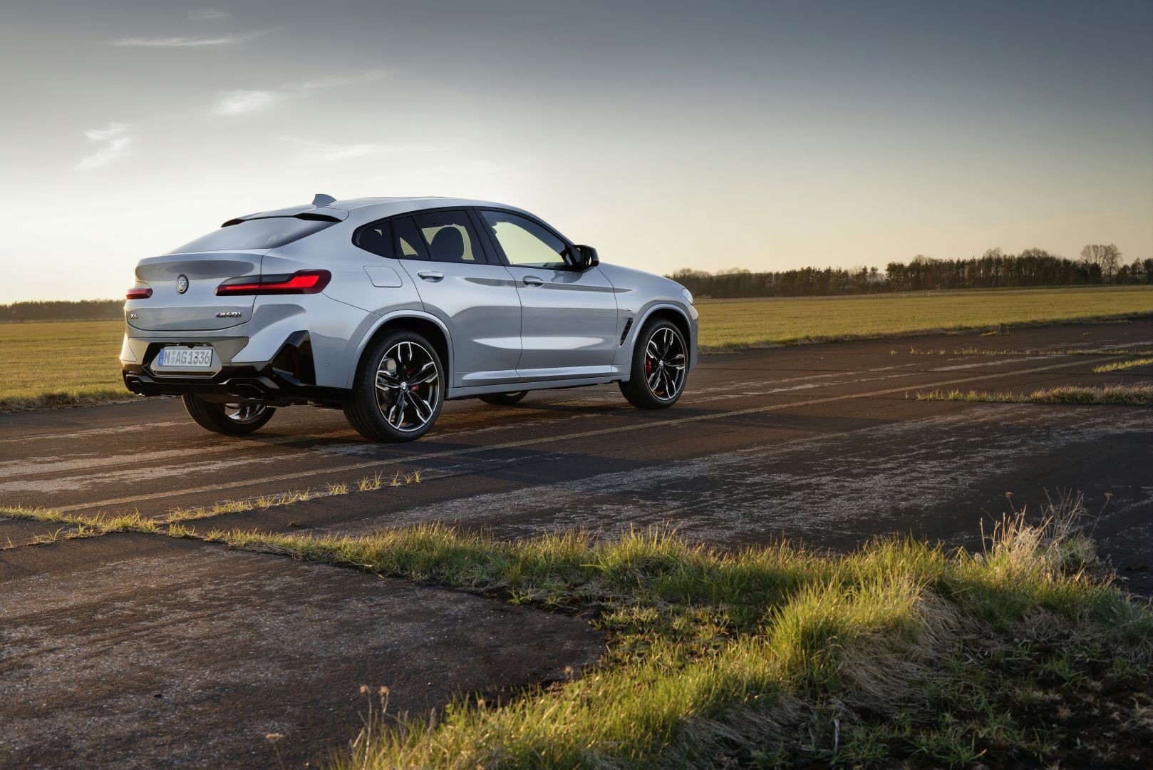 Bmw X4 photo 18