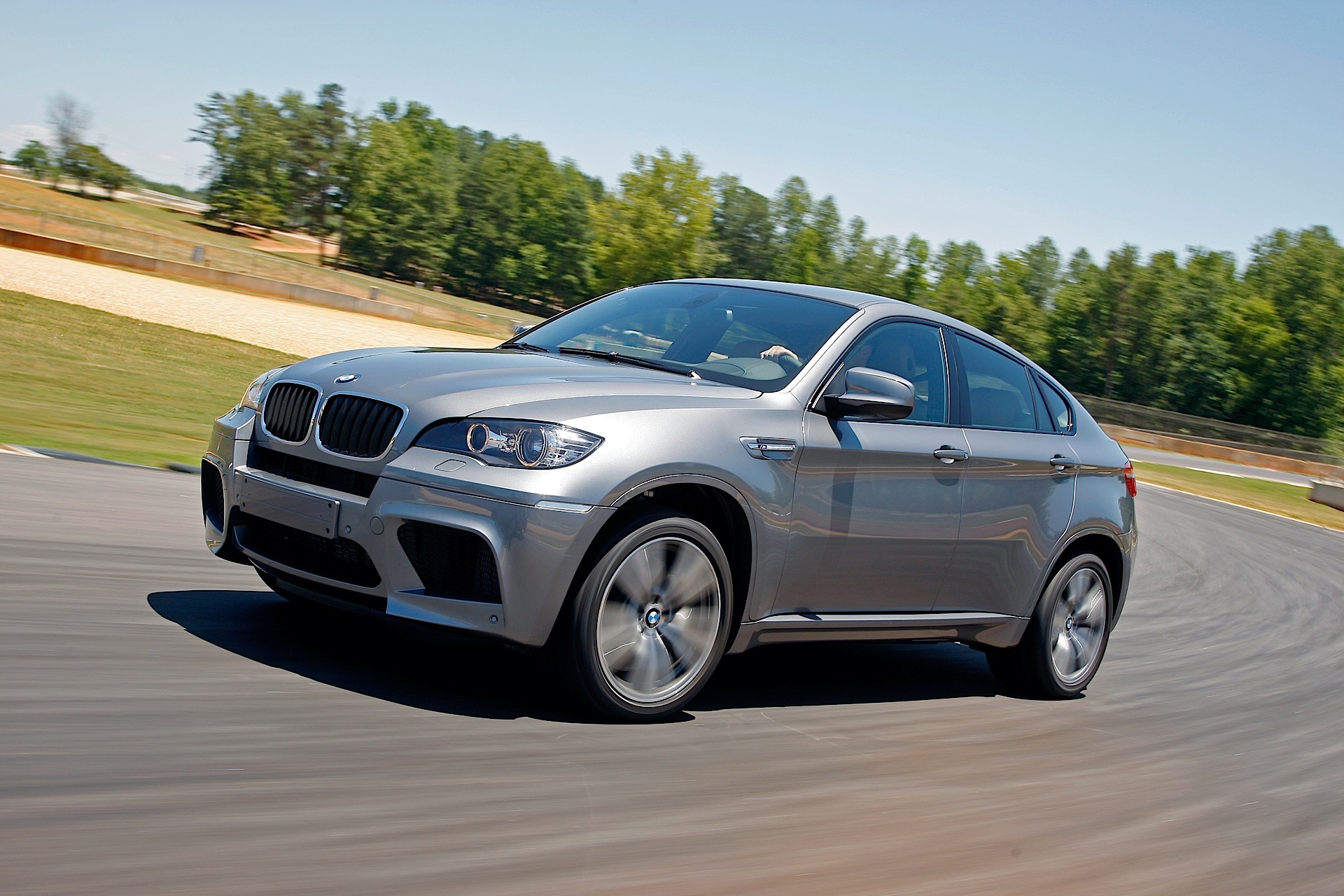 Bmw X6 M photo 70