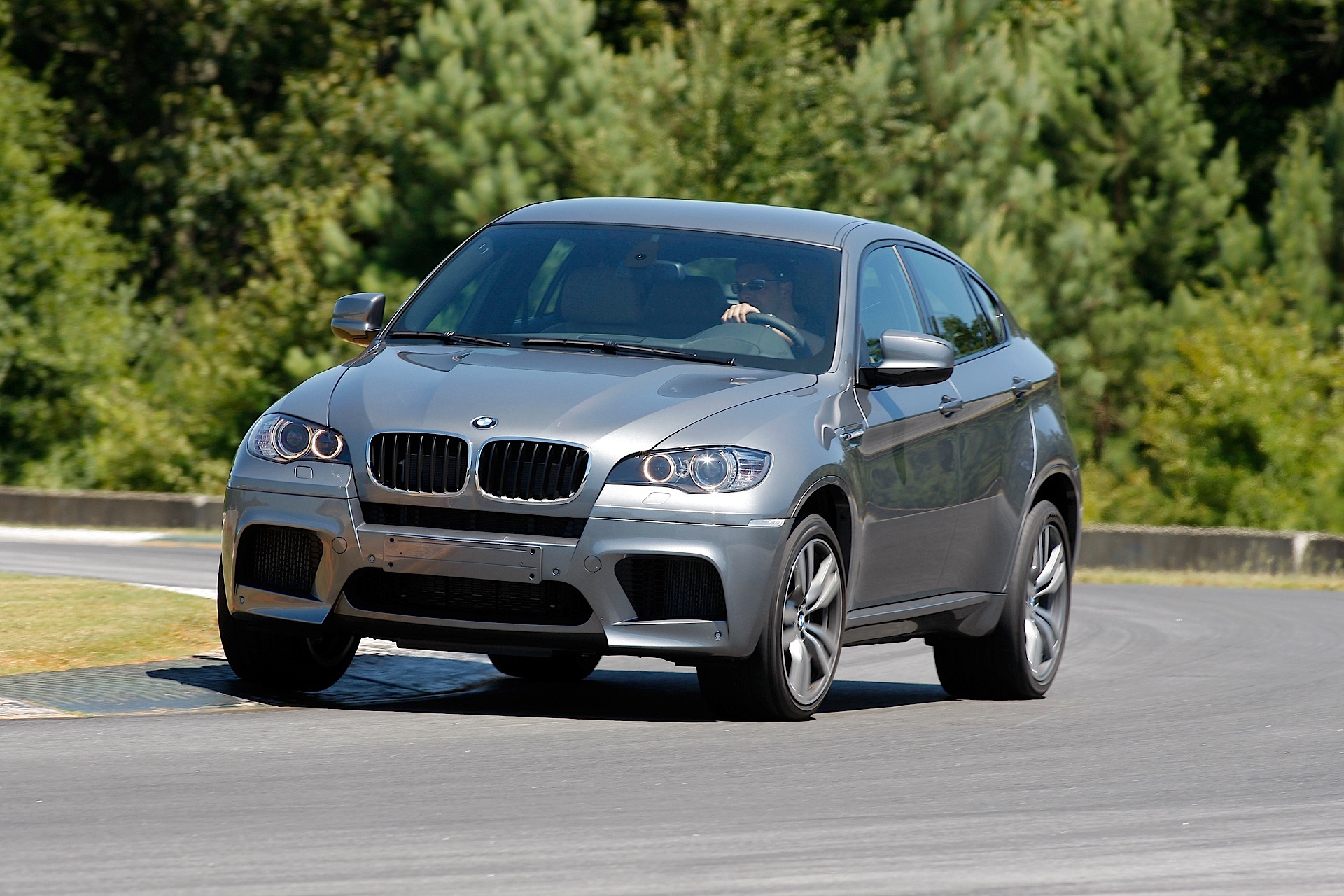 Bmw X6 M photo 73