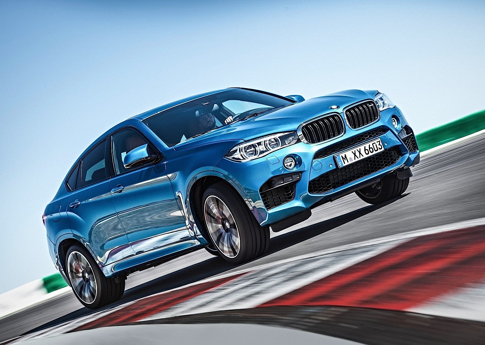 Bmw X6 M photo 12